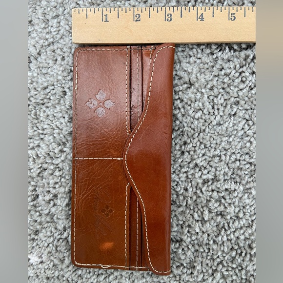 slim Leather Patricia Nash Valentia sleeve magnetic closure card cash holder - Picture 7 of 16